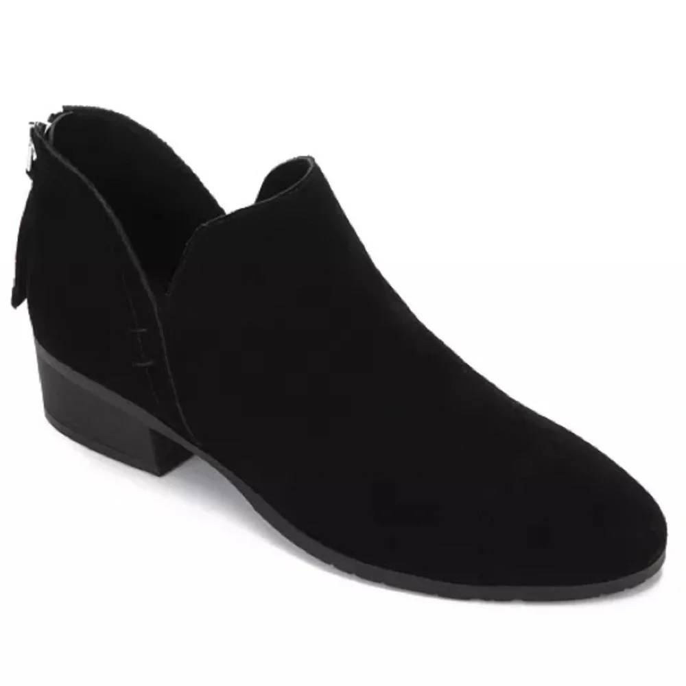Kenneth Cole Reaction Black Suede Ankle Booties